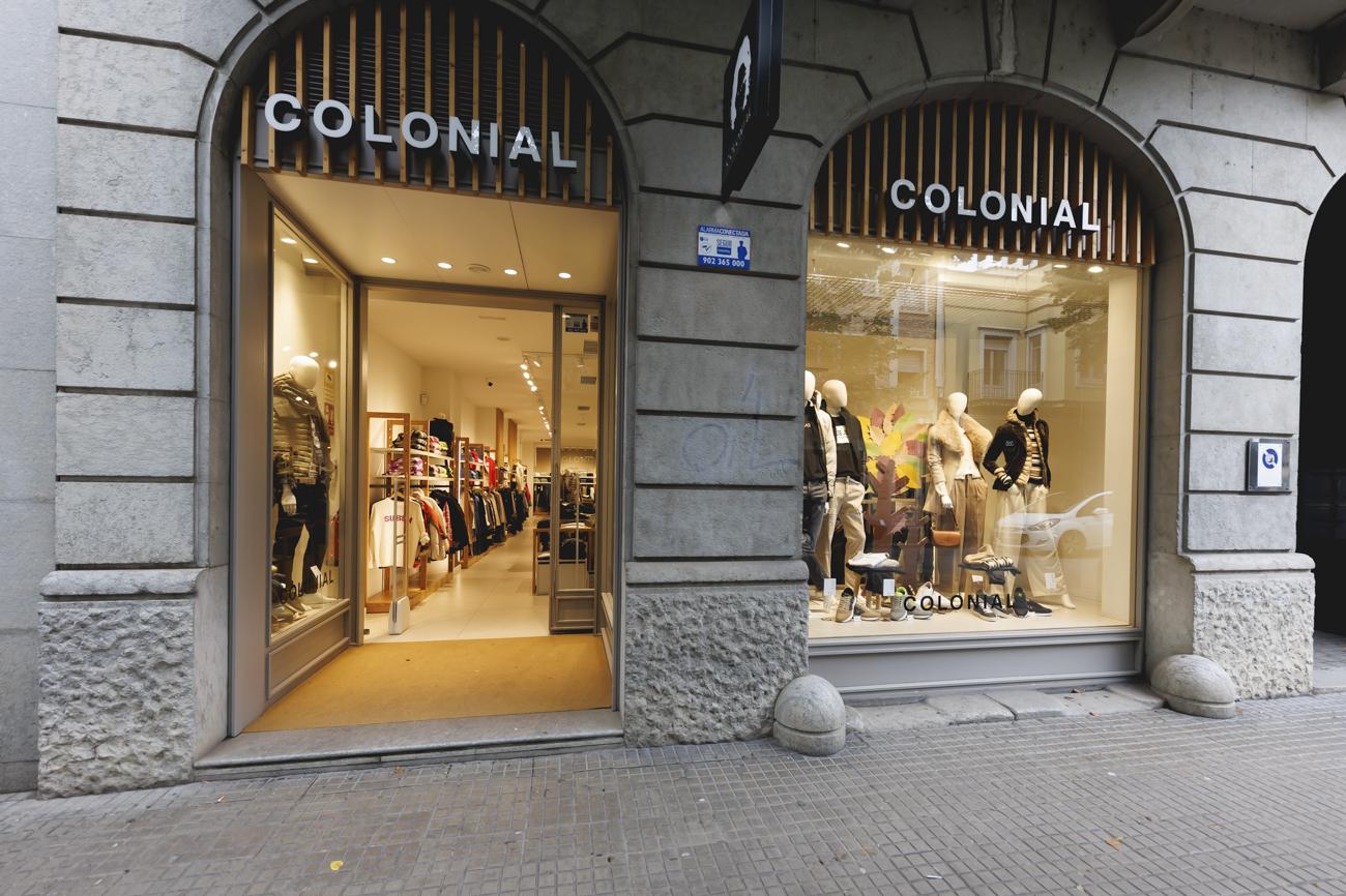 colonial